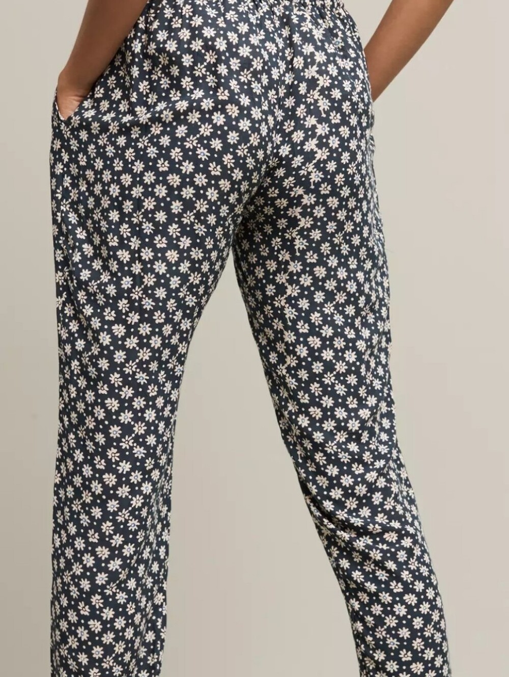 Chiara Lounge Pant - Anthropologie - Picture 4 of 14